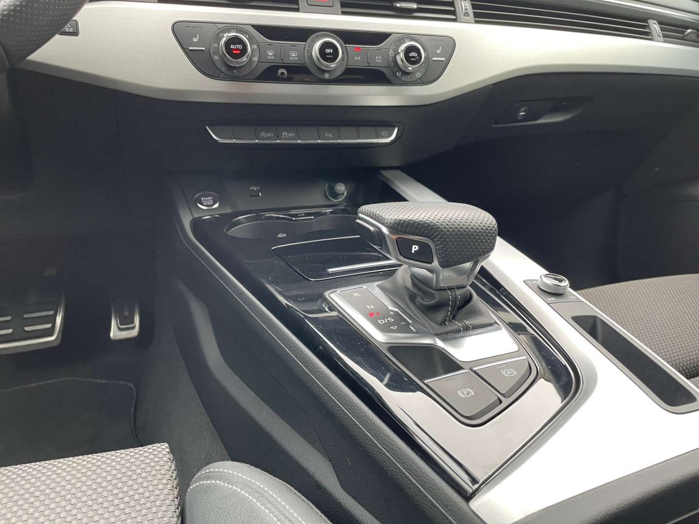 Audi A4 S Line 35 TDI - - Joinsteer - #4