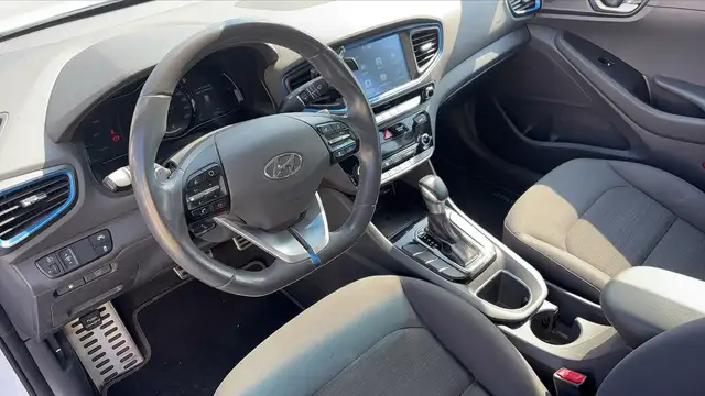 Hyundai IONIQ view 8