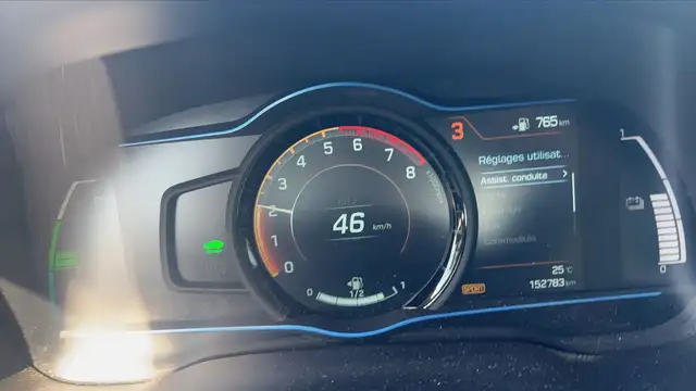 Hyundai IONIQ view 12