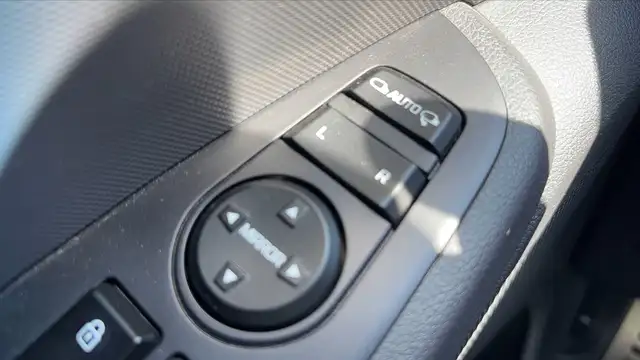 Hyundai IONIQ view 13