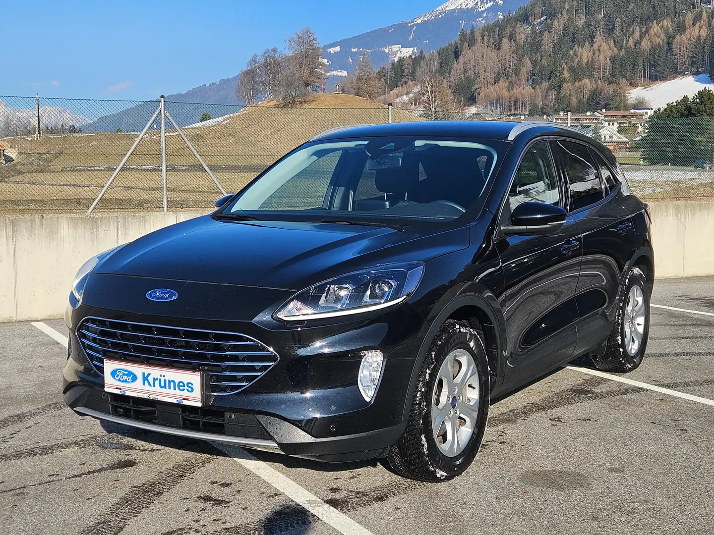 Ford Kuga 2,0 EcoBlue Hybrid Titanium Schwarz - 1