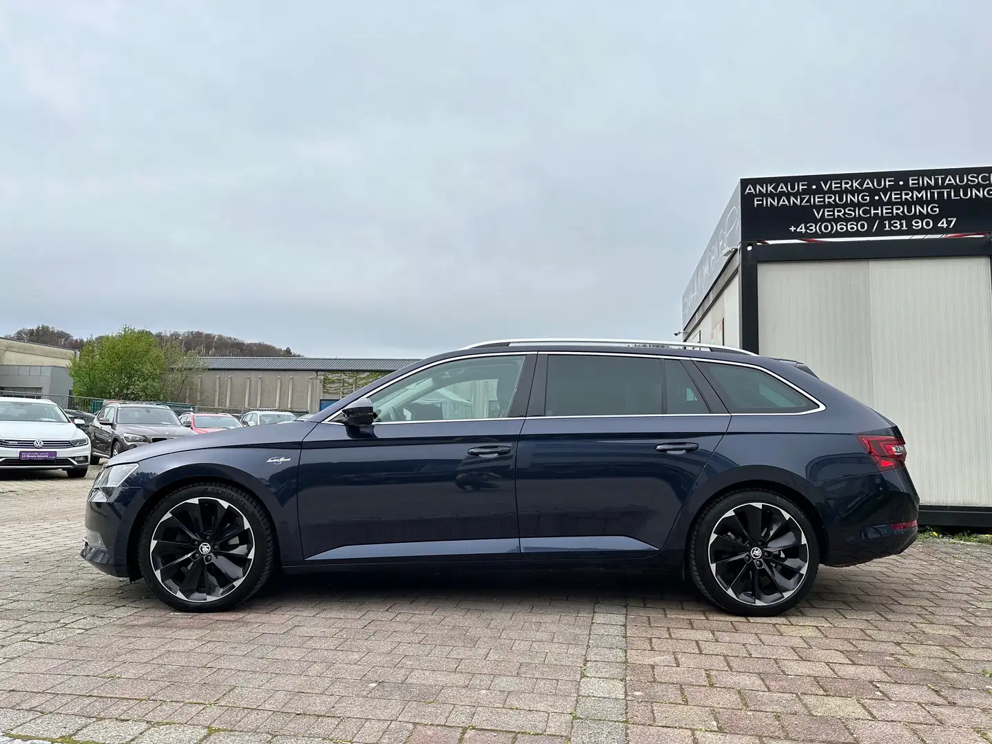 Skoda Superb Laurin Klement 2,0 TDI 4x4 DSG Finanzierung mö. Blau - 2