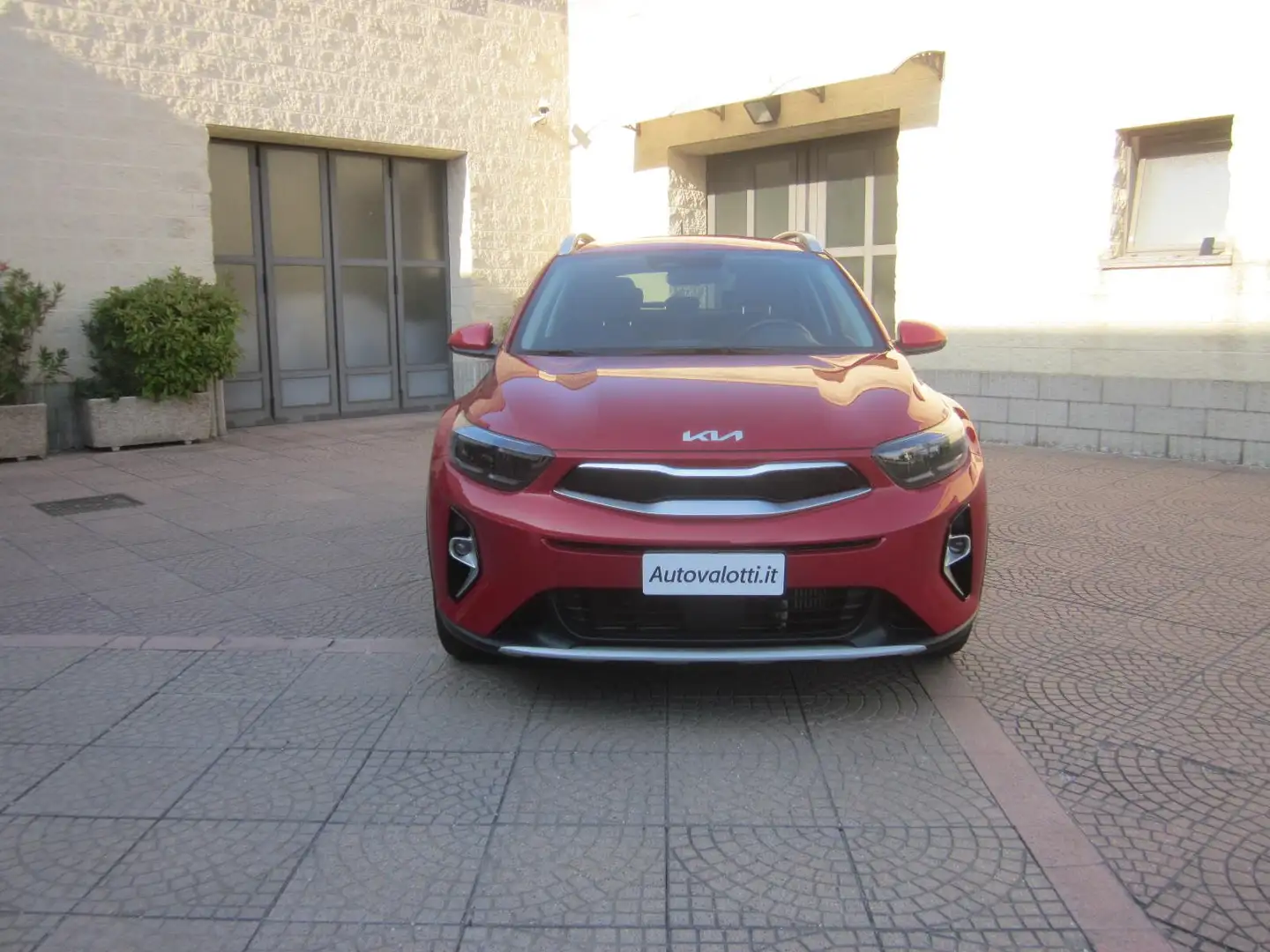 Kia Stonic 1.0 T-GDi 100 CV MHEV iMT Style Rosso - 2