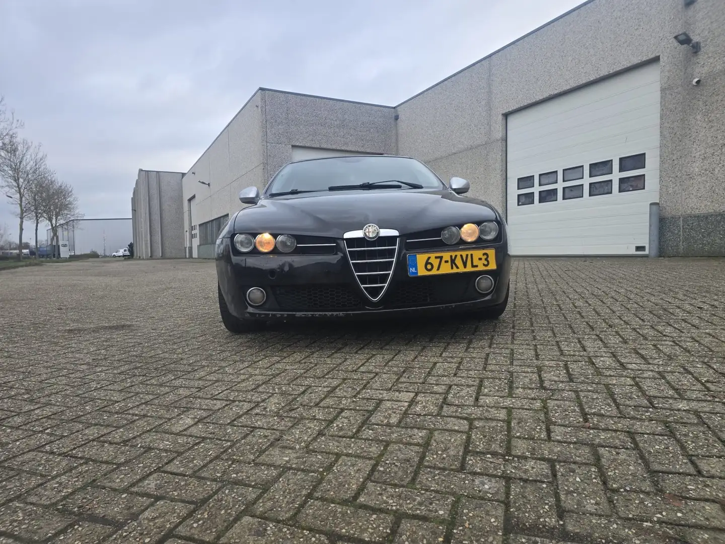 Alfa Romeo 159 1.7 T Distinctive Zwart - 1
