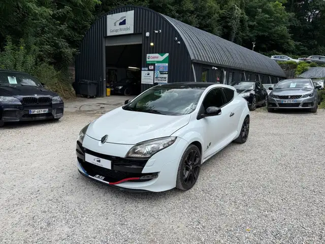 Renault Megane III RS 2.0i 250cv Luxe RS Monitor/Distrib