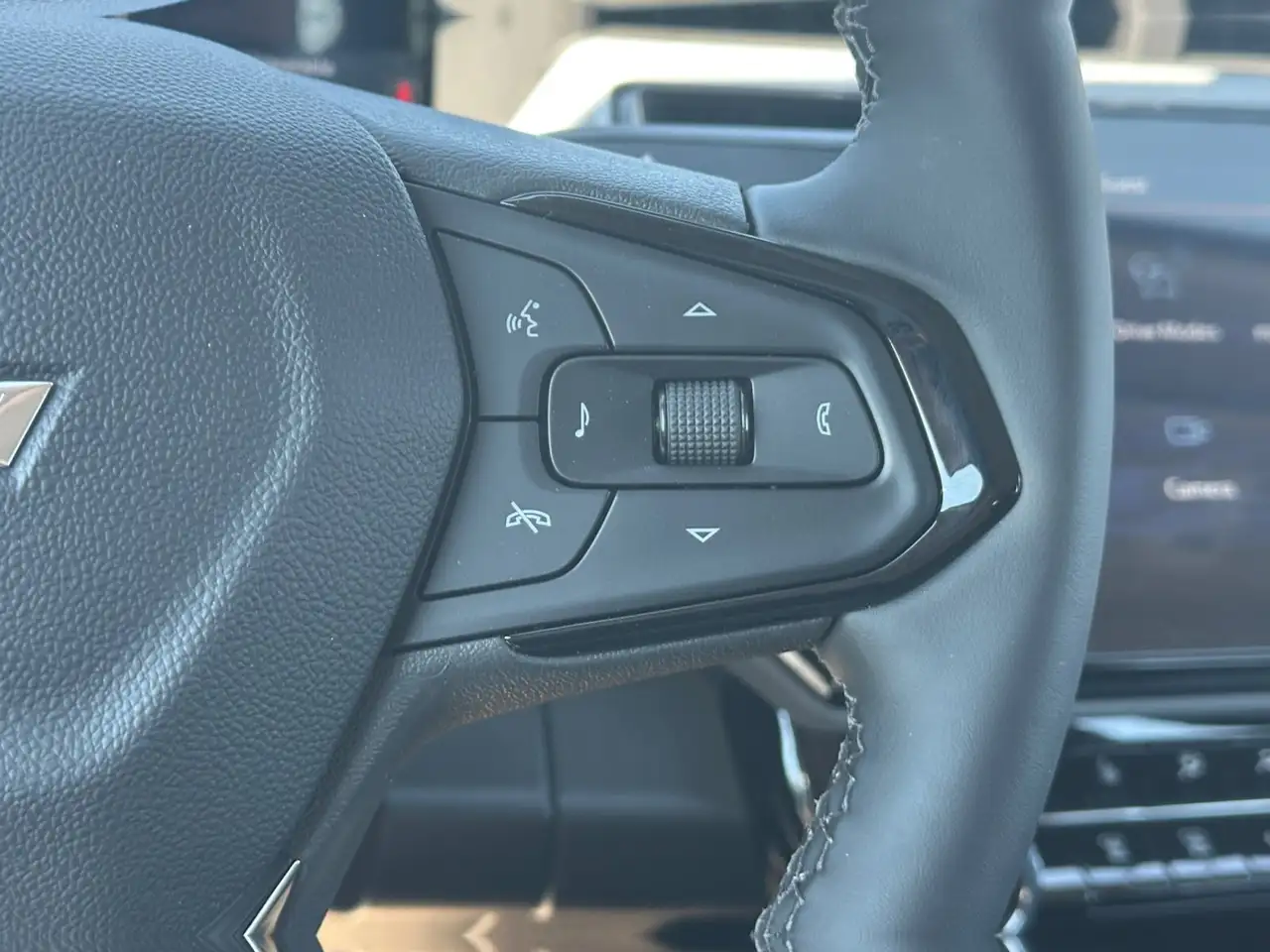 Chevrolet Bolt photo Chevrolet Bolt