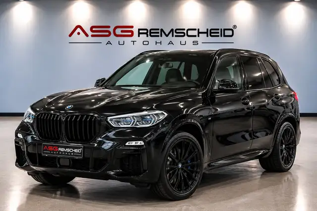 BMW X5 M d 1.Hand *22 *Pano *AHK *HUD *Memory