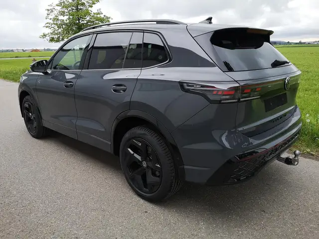 Volkswagen Tiguan 2.0 TDI 110 kW R-Line DSG Head Up Black 360 AHK... Ansicht 3