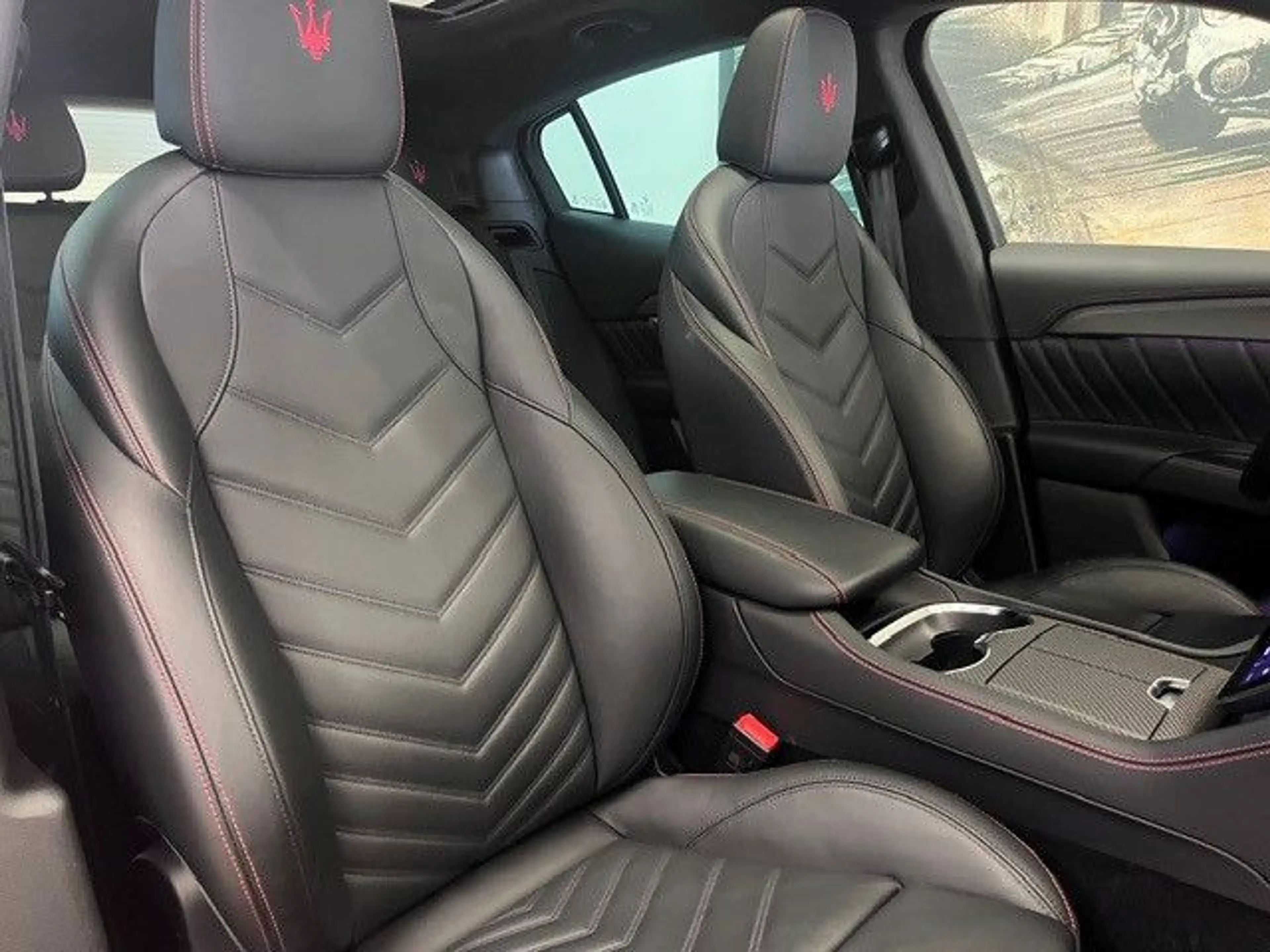 Maserati Grecale Trofeo, Pano, Sonos, HUD, nur Gewerbe ! — photo 14
