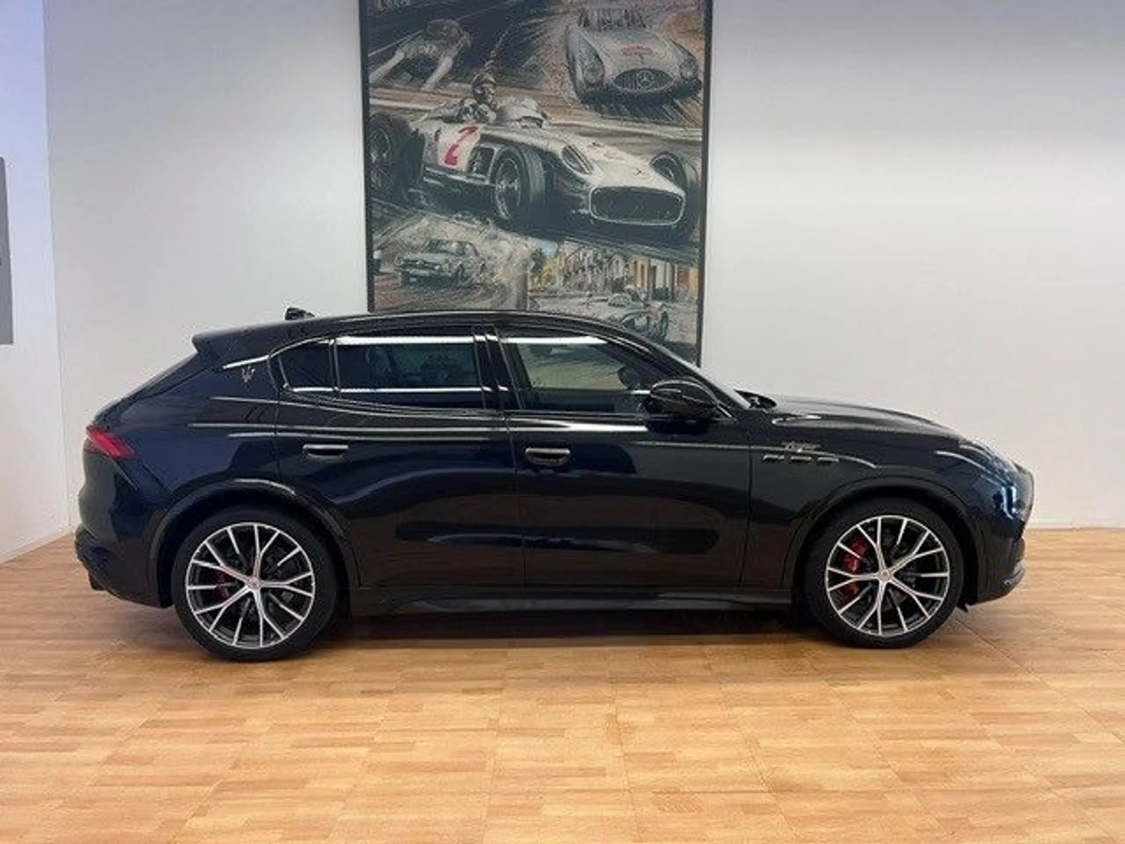 Maserati Grecale Trofeo, Pano, Sonos, HUD, nur Gewerbe ! — photo 5