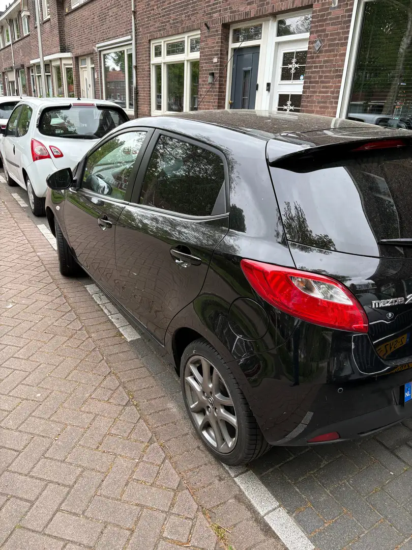 Mazda 2 2 1.3 BIFUEL GT Černá - 2