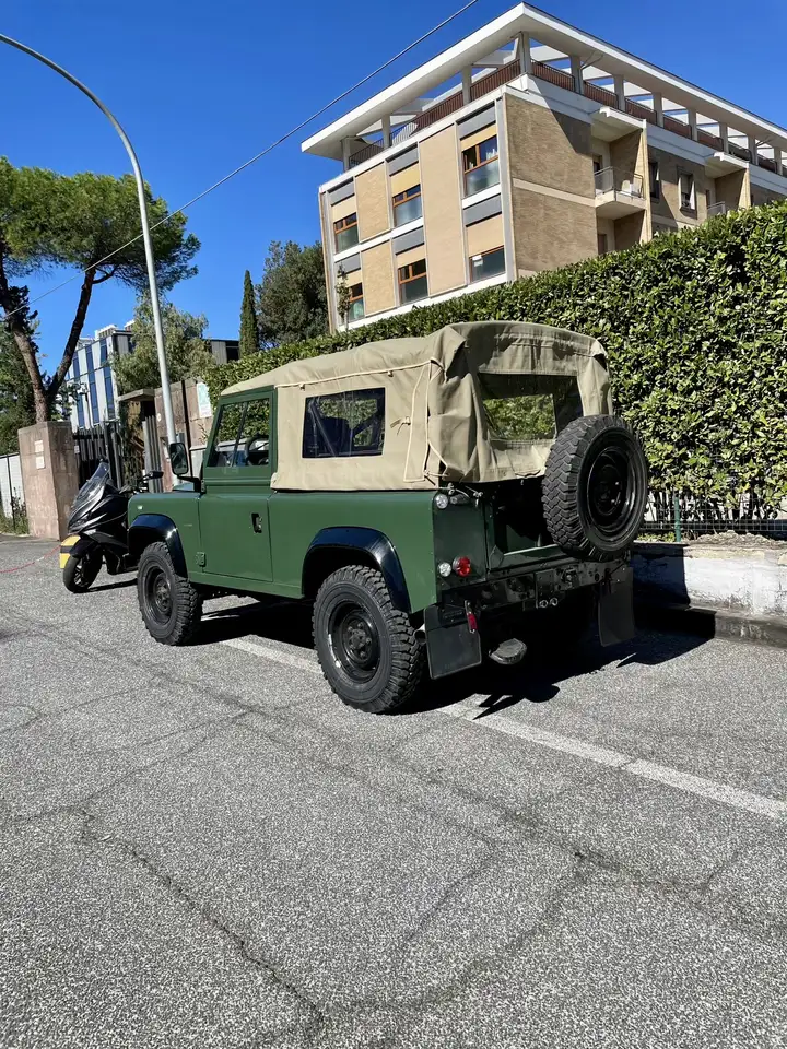 Land Rover Defender 90 2.5 td County SW, foto 3