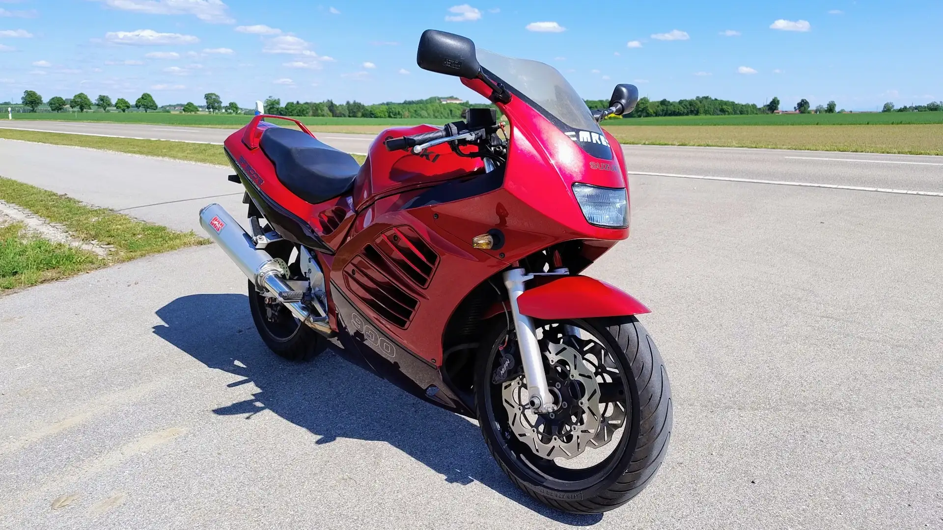 Suzuki RF 900 Rojo - 2