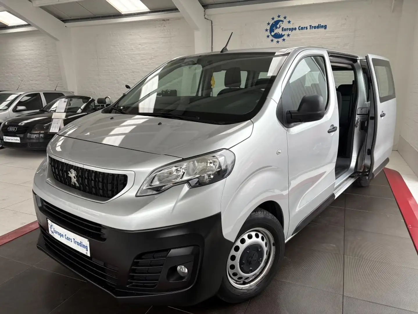 Peugeot Expert 120Ch 8Places Clim 2Porte lateral Gar 12M Grijs - 1