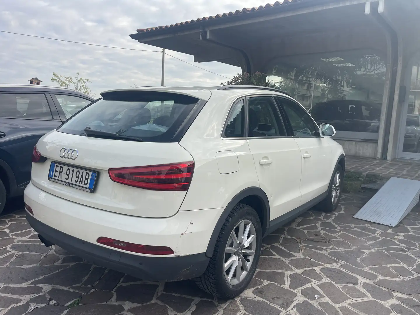 Audi Q3 Q3 I 2011 2.0 tdi Advanced quattro 177cv s-tronic Bianco - 1