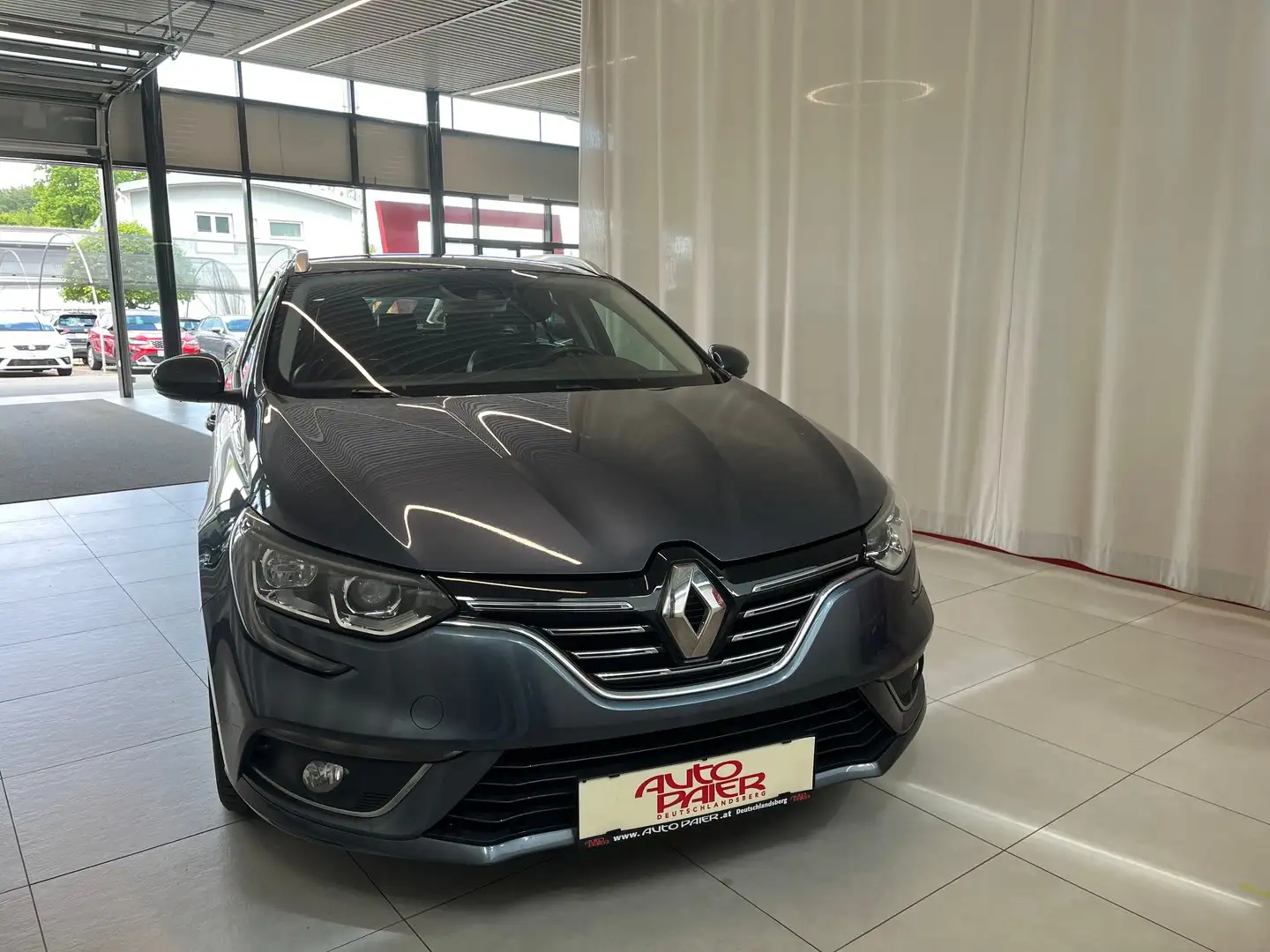 Renault Megane Grandtour Intens Energy TCe 100 Grau - 2