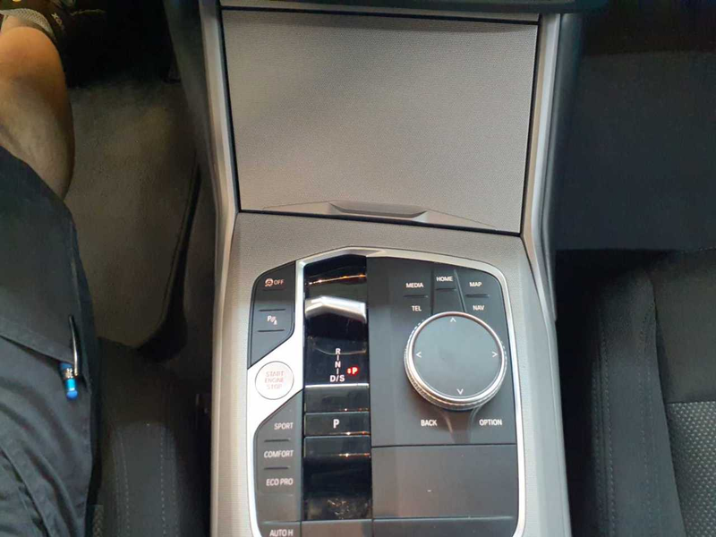 BMW 318 318d Touring Aut. Navi LED SHZ — photo 10