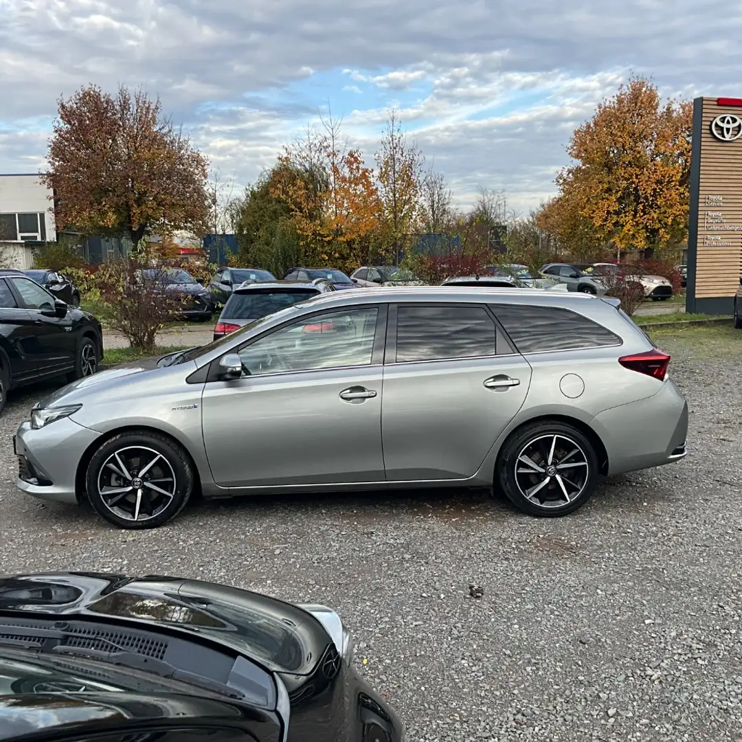 Toyota Auris 1.8l TS Team D Sitzheizung,Kamera,Tempomat Gris - 2