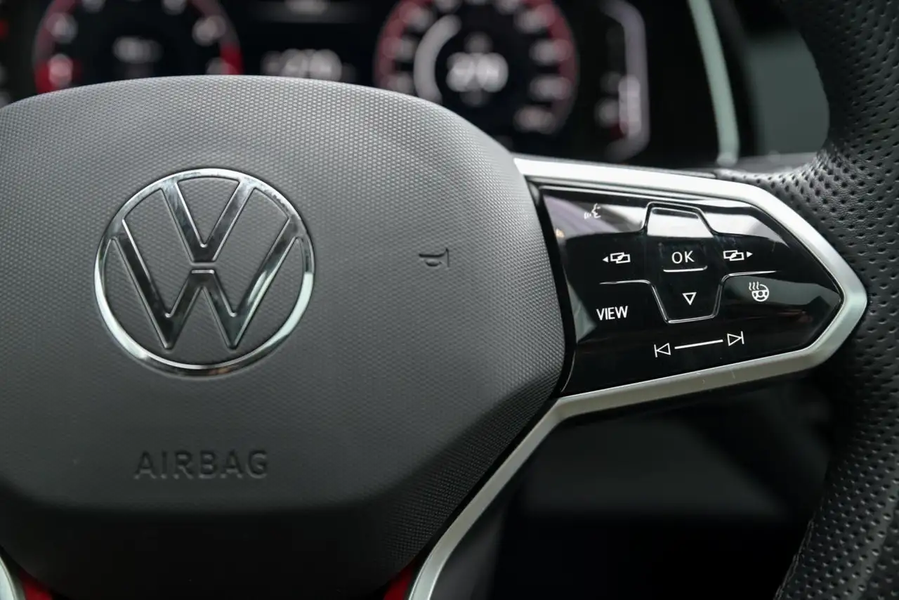 Volkswagen Jetta снимка Volkswagen Jetta