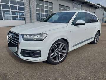 3.0 TDI quattro/ S-Line/ 360"/ AHK/ StHz/ SHZ/ 8x bereift