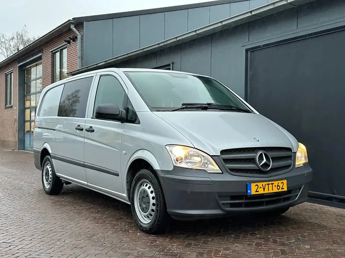 Mercedes-Benz Vito 113CDI DUBBELE SCHUIFDEUR AIRCO Plateado - 1