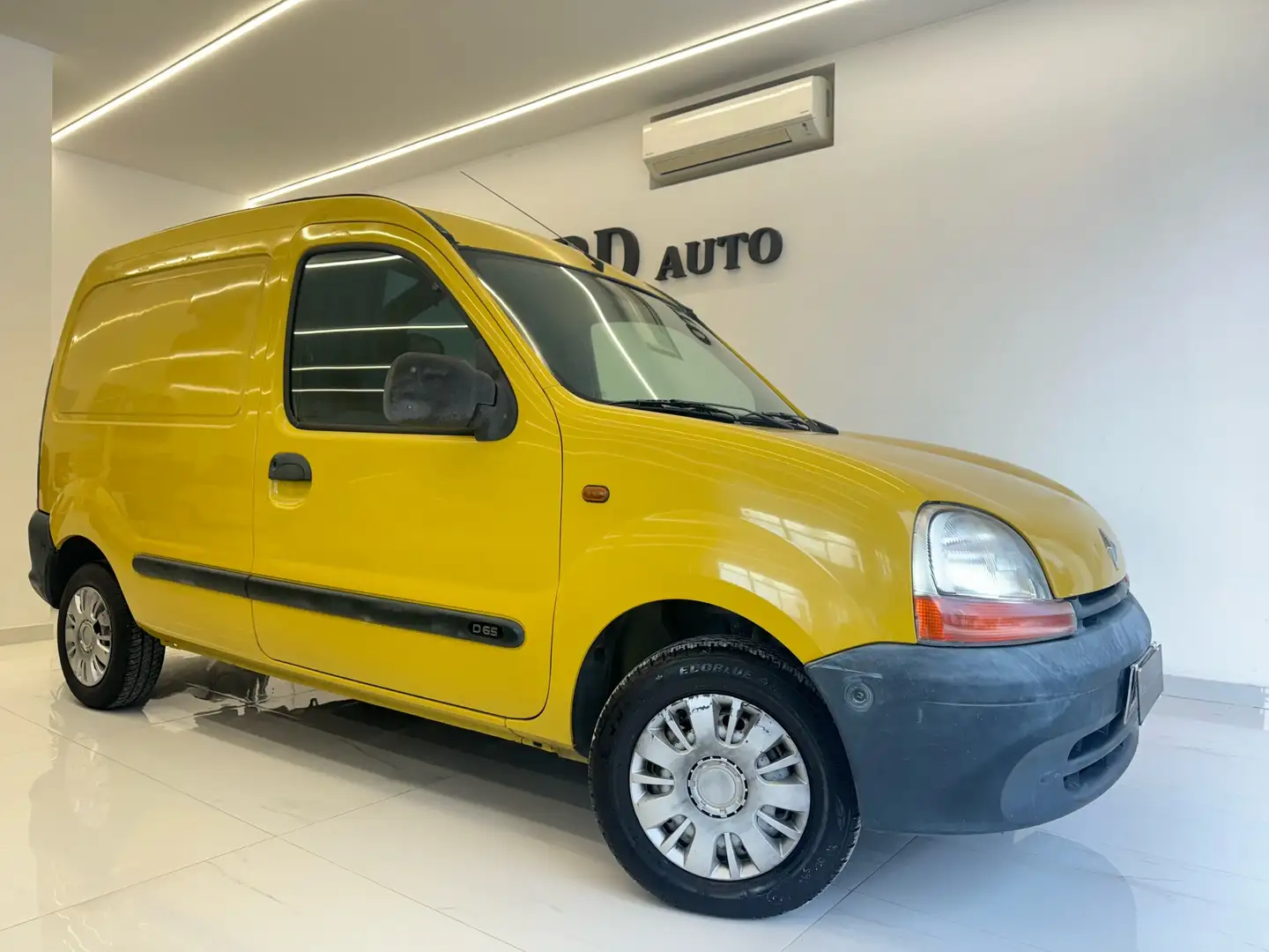 Renault Kangoo 2 posti 1.9d autocarro Gancio Traino žuta - 1