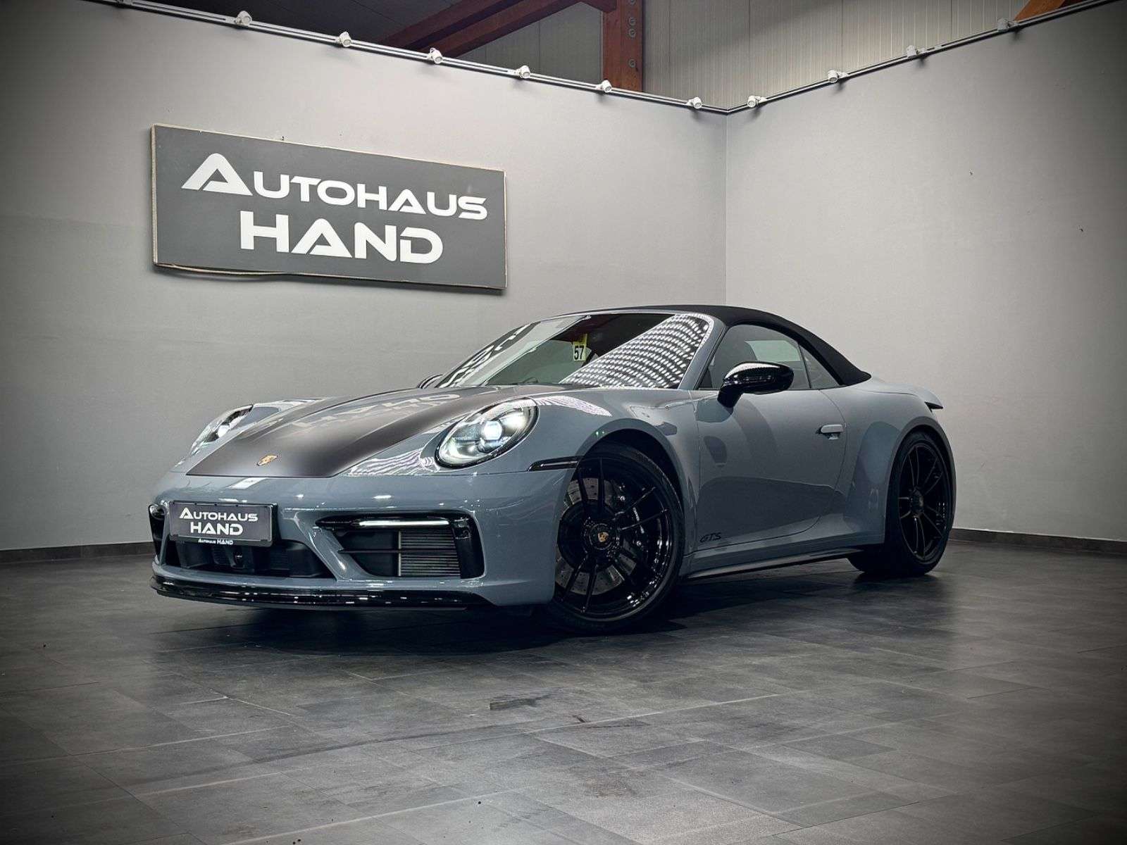Second hand Porsche 911 
