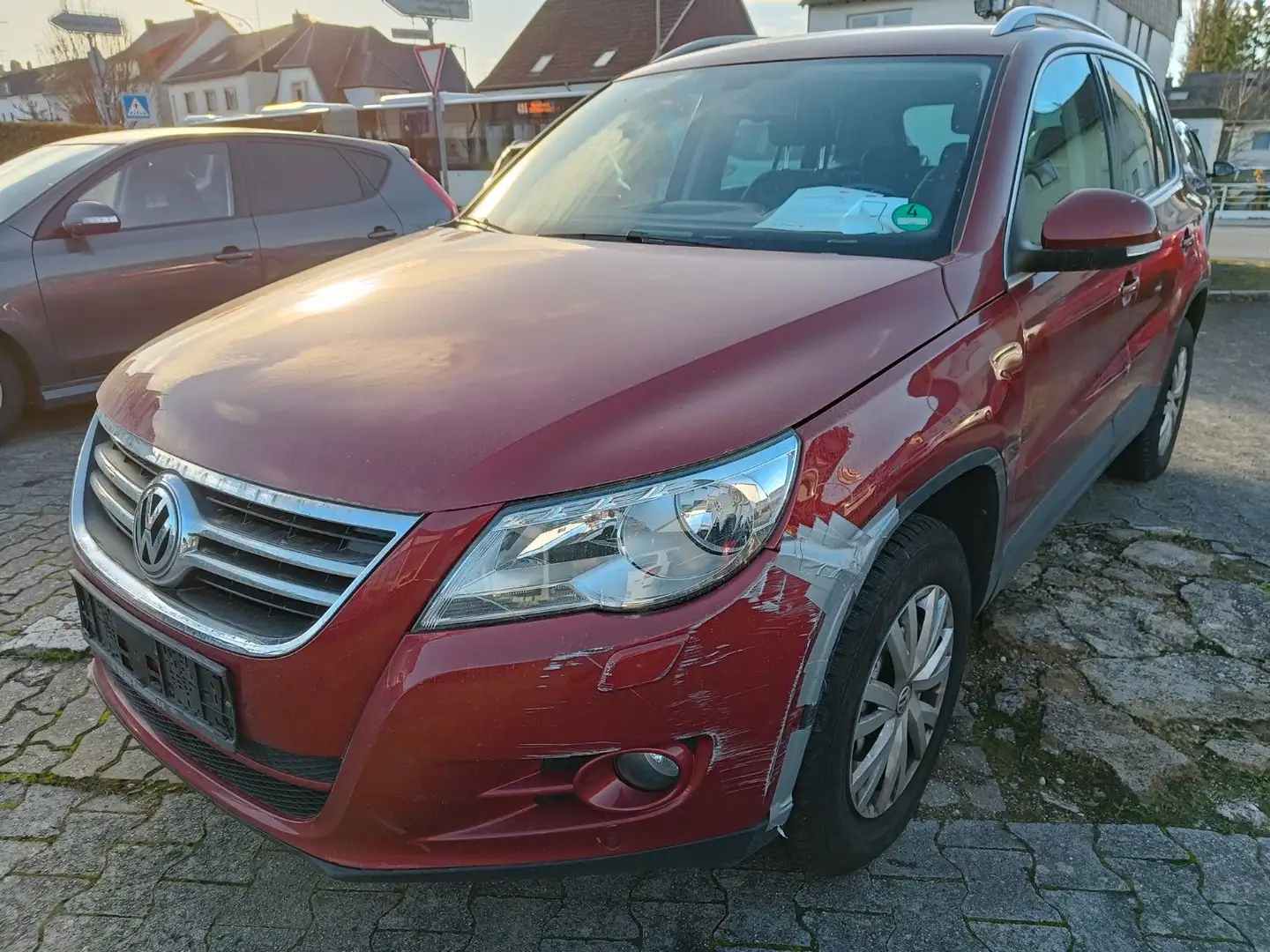Volkswagen Tiguan Team BMT Rot - 1