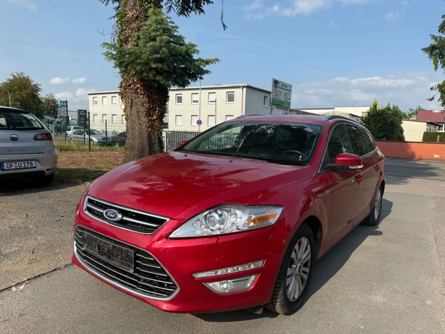 Ford Mondeo 2,2TDCi 147kW Titanium S Turnier Automat. Rot - 1