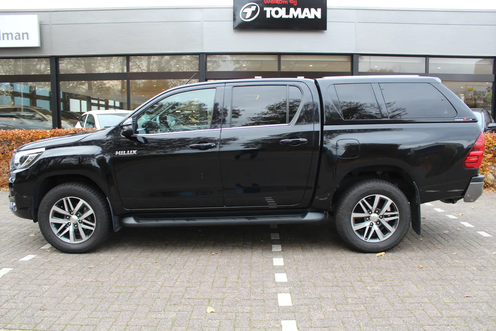 Toyota Hilux 2.4 D-4D Double Cab Executive Aut. VAN (grijskent. Noir - 2