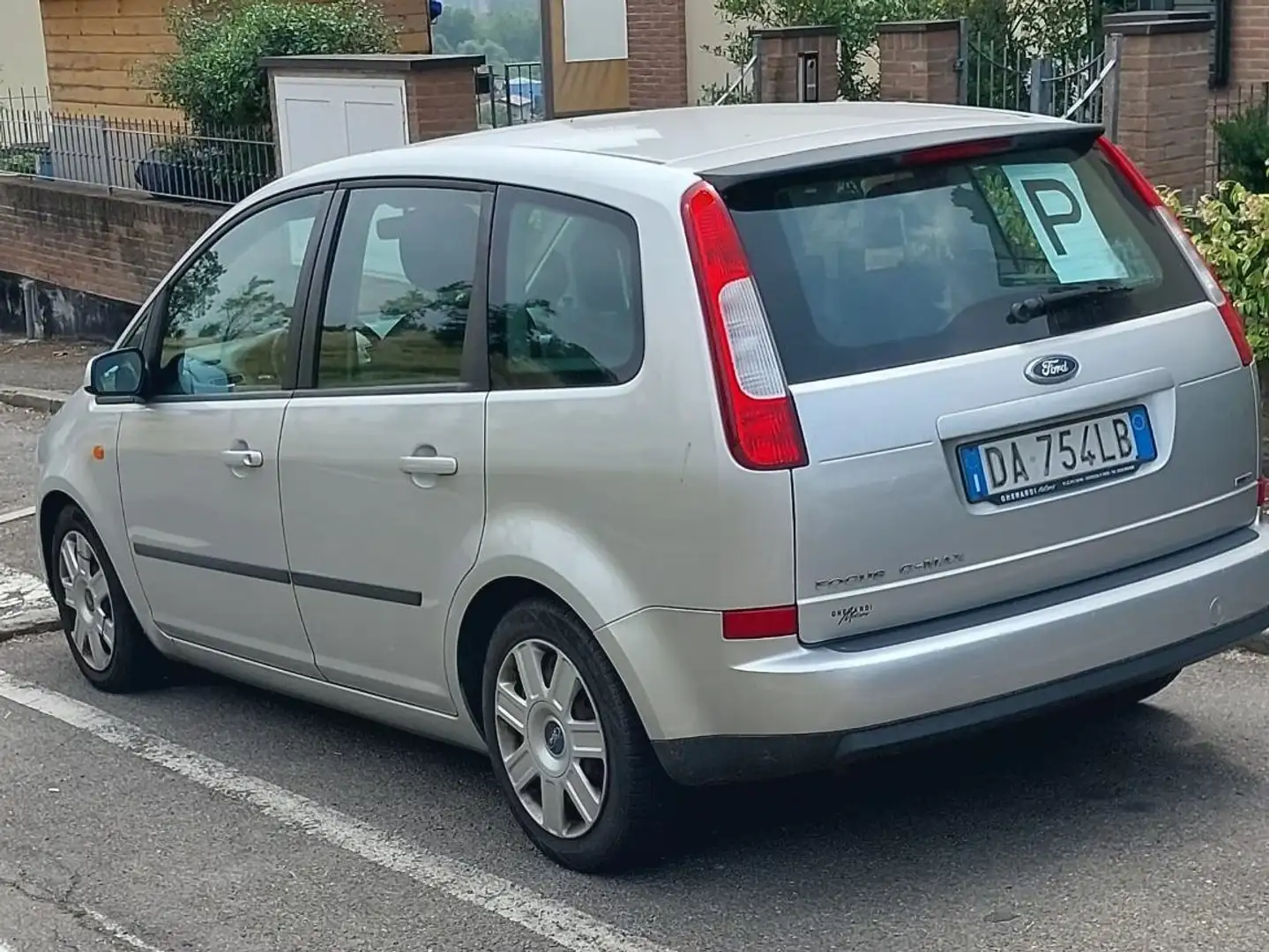 Ford Focus Focus C-Max I 2006 C-Max 1.6 tdci 90cv Gris - 2