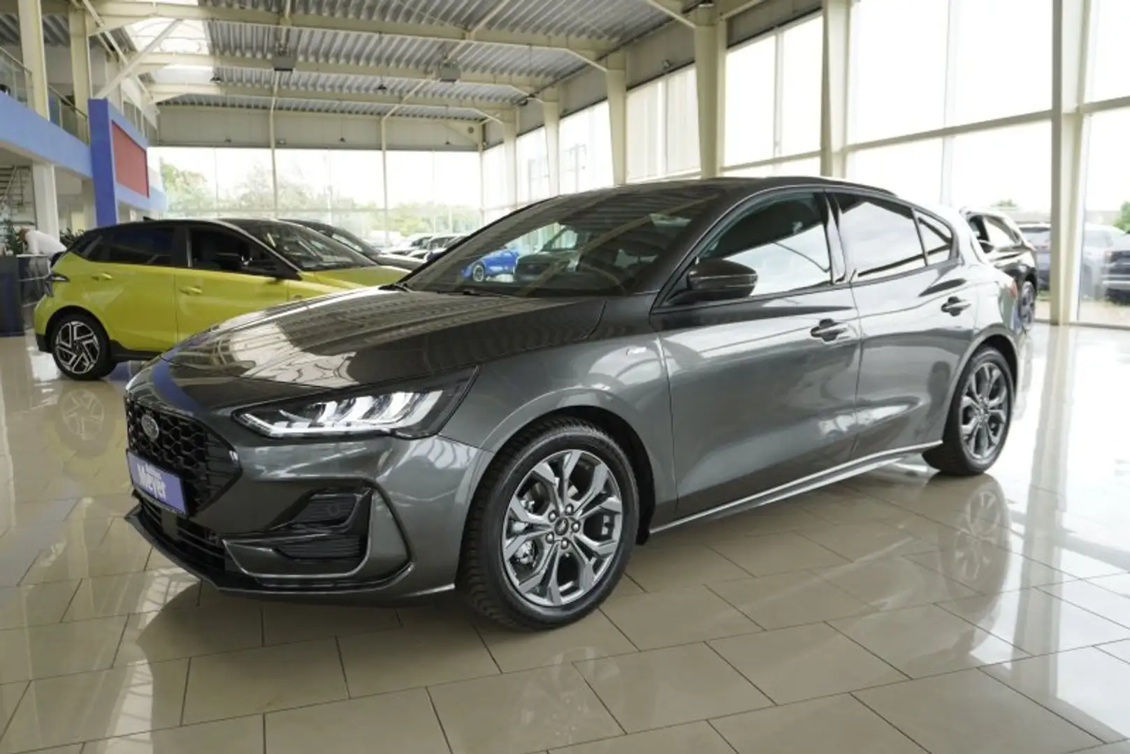 Ford Focus ST-Line X 1.0 155PS aAHK/LED/Navi/Kamera/Winterp. Grau - 1