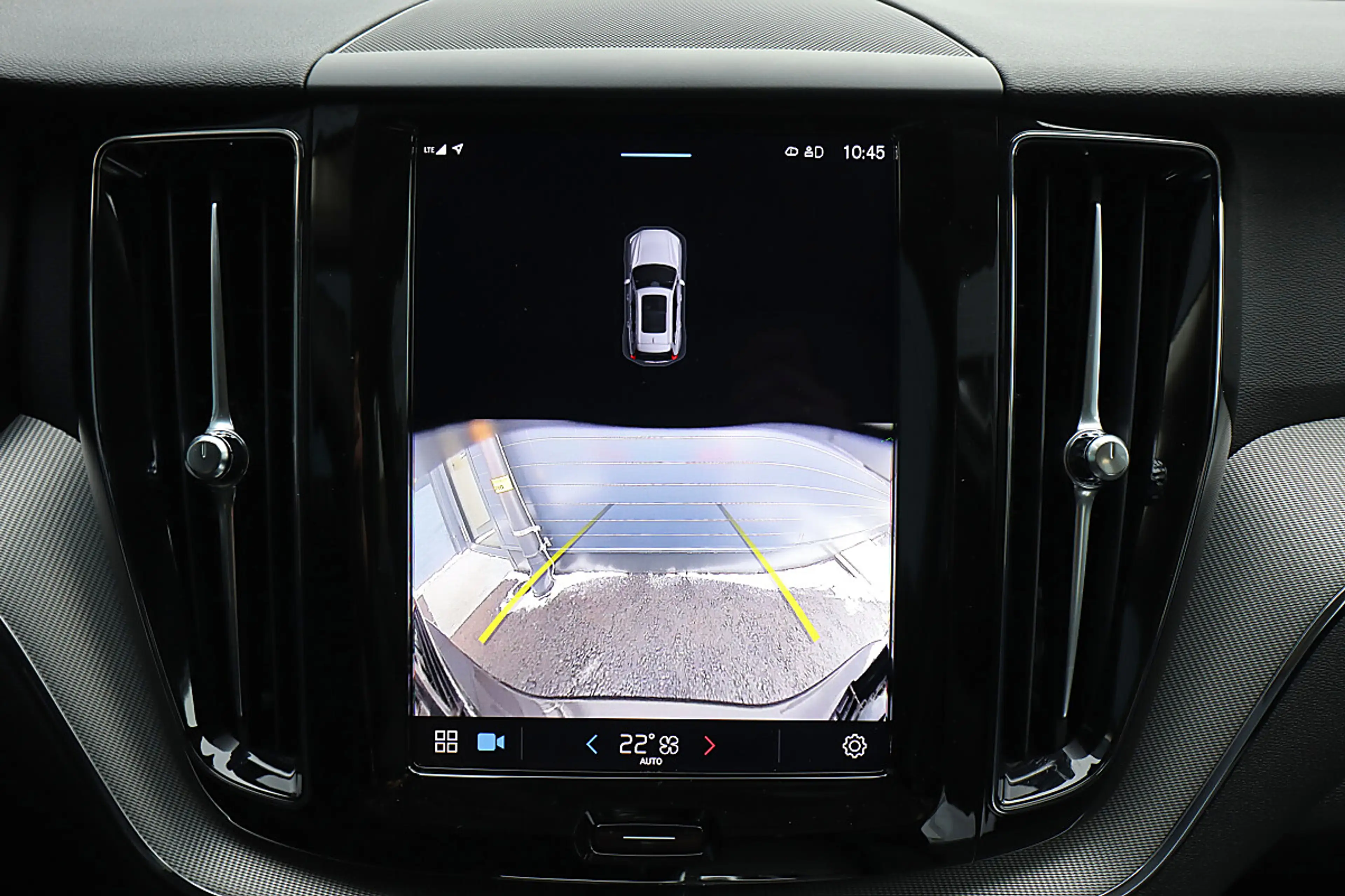Volvo XC60 B4 Plus Dark Geartronic ACC, AHK schwenkbar, Pa... — photo 6