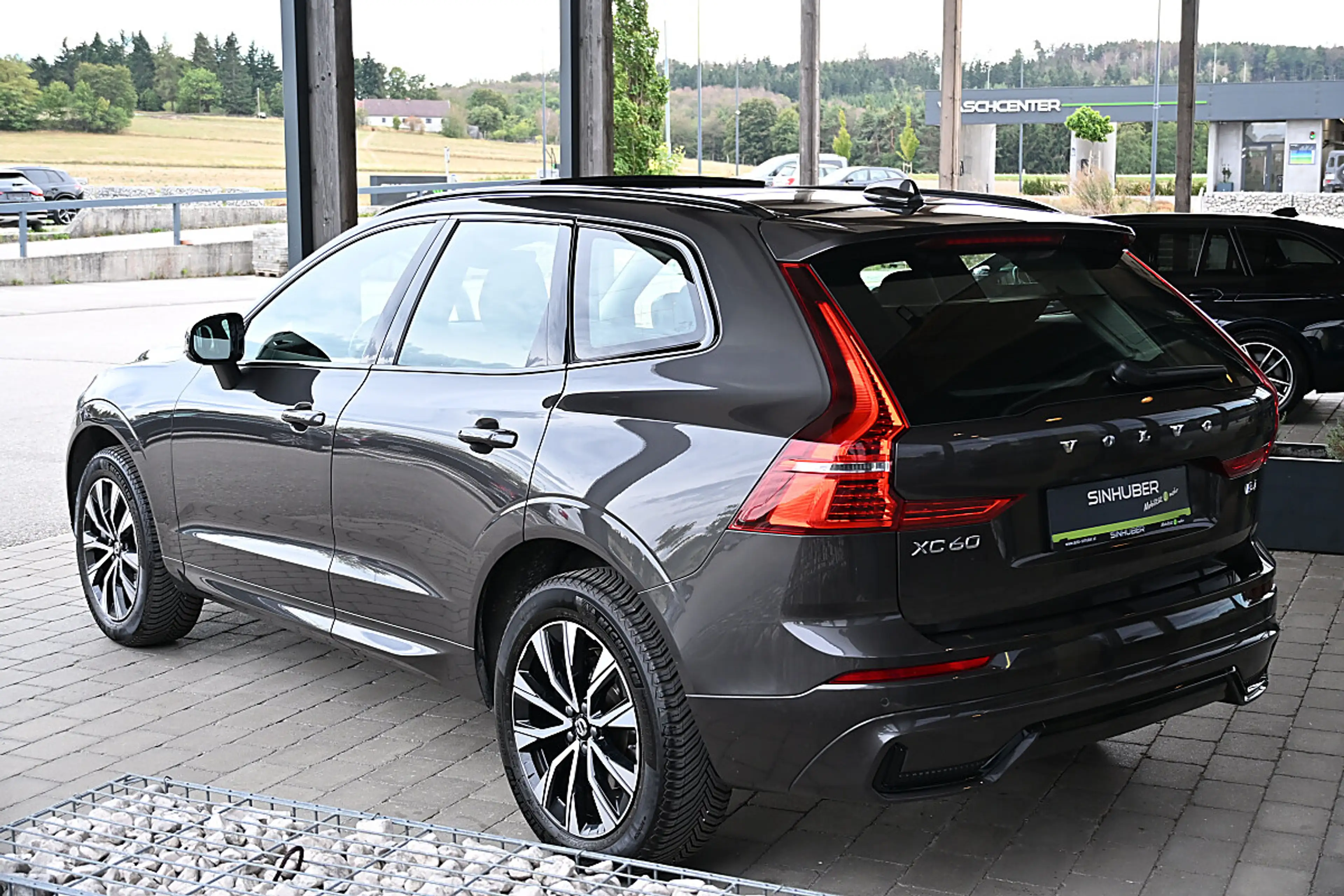 Volvo XC60 B4 Plus Dark Geartronic ACC, AHK schwenkbar, Pa... — photo 3