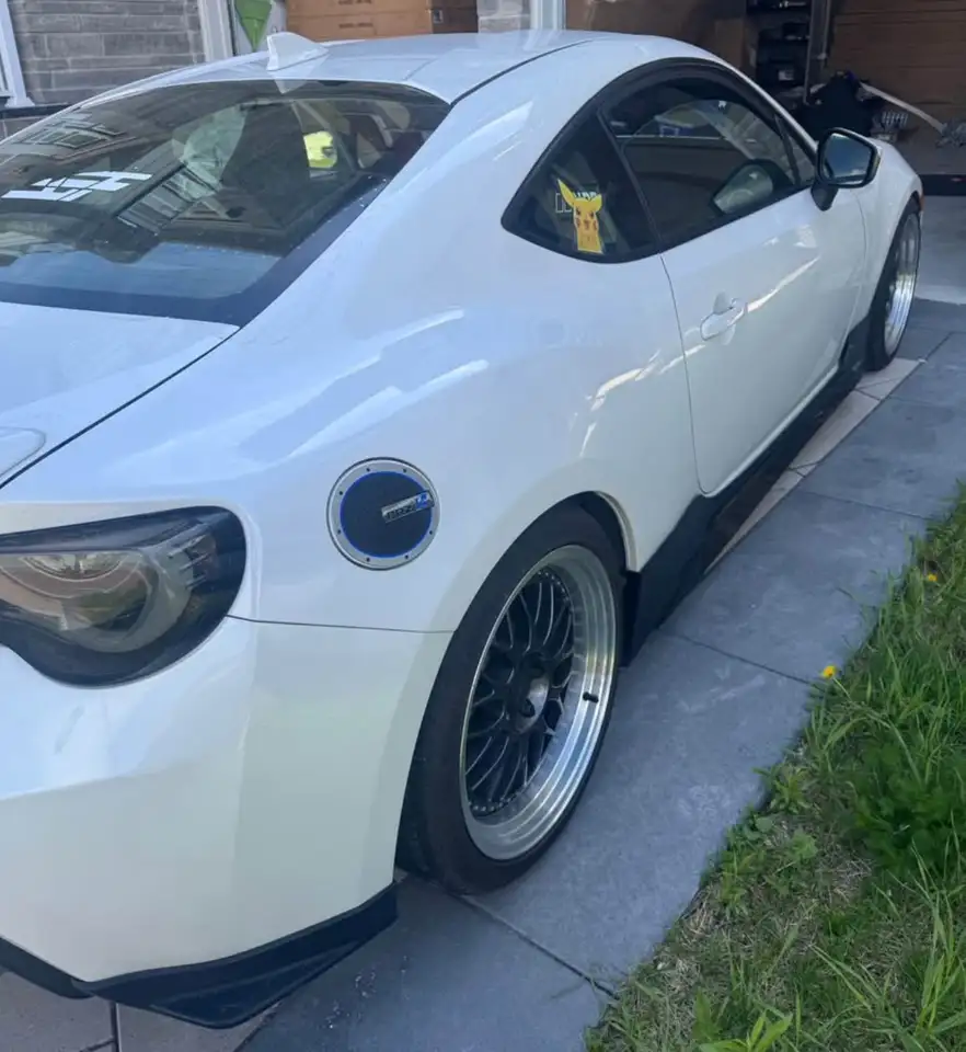 Subaru BRZ снимка Subaru BRZ