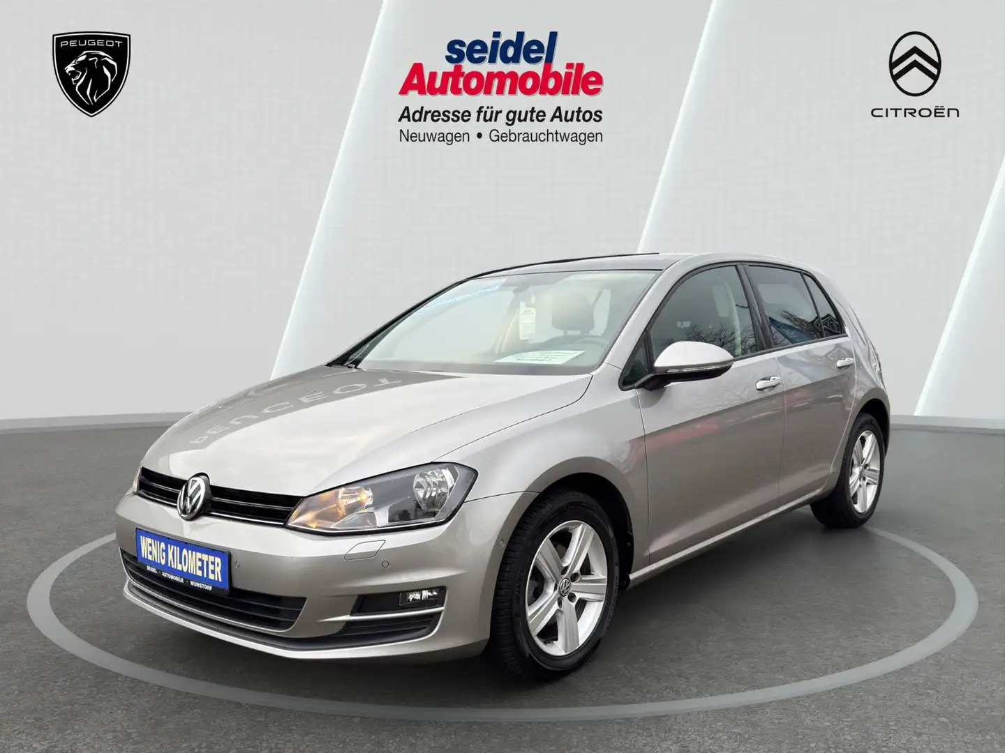 Volkswagen Golf 1.6 TDI BMT ComfortlineBusiness, wenig KM Beige - 1