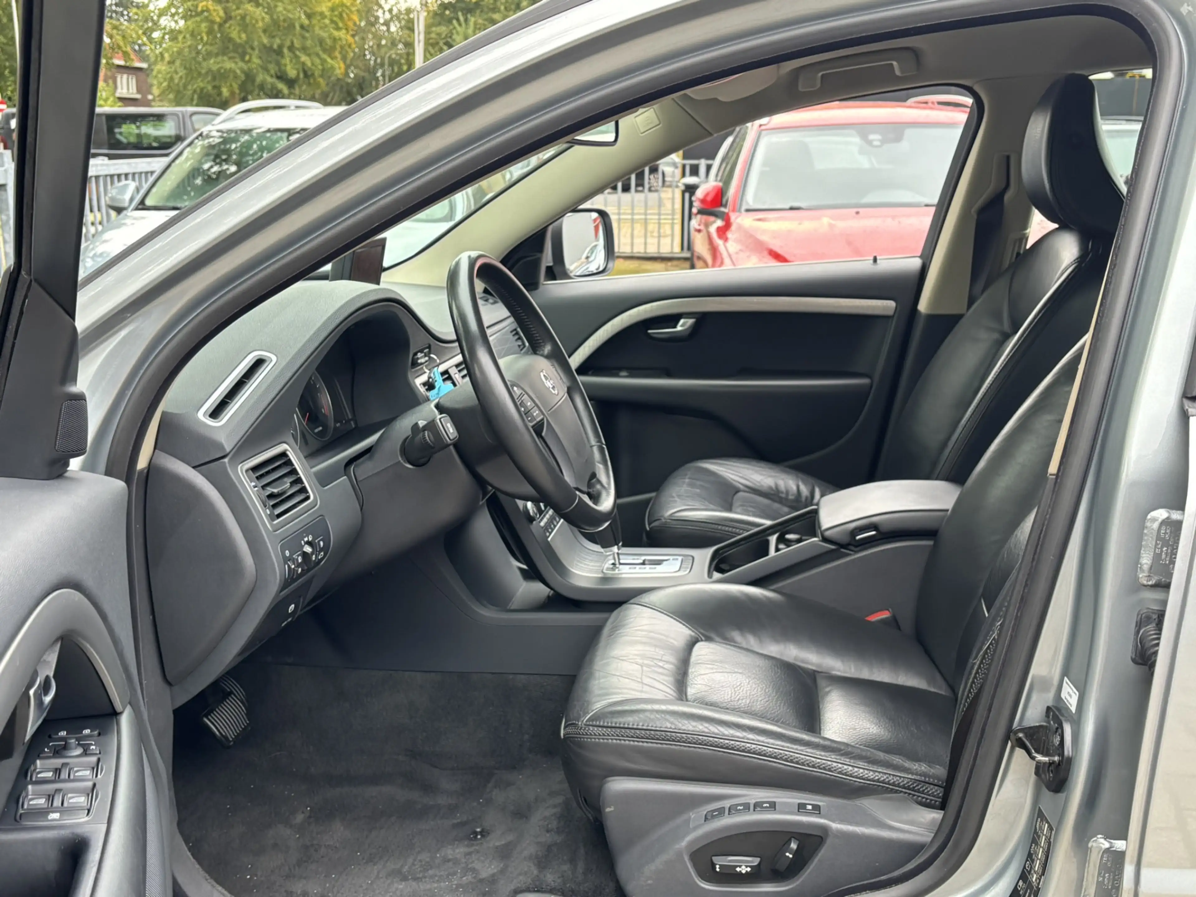 Volvo XC70 3.2 AWD Summum Driver Support Standkachel Premium — photo 4