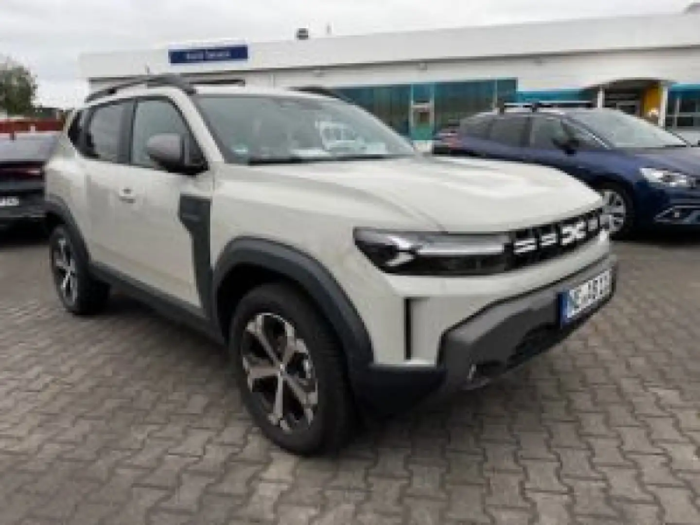 Dacia Duster Duster III TCe 130 Journey 4x4 Beige - 2