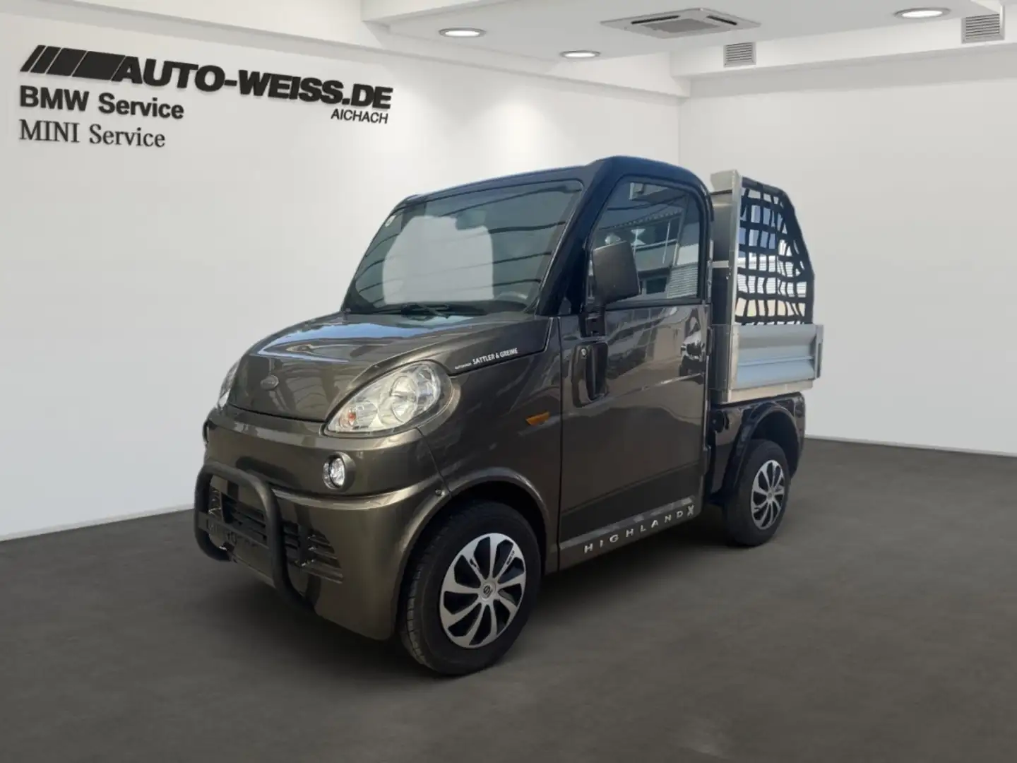 Microcar M.Cross HIGHLAND X ''Autofahren ab 15 Jahren'' Braun - 1