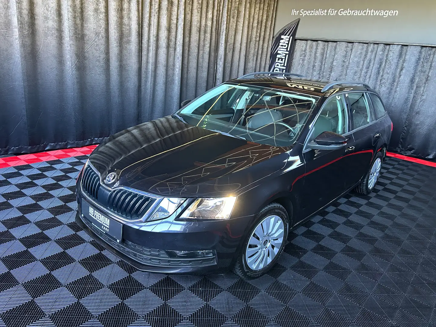 Skoda Octavia Ambition *AHK*NAVI*Tempomat* Noir - 2