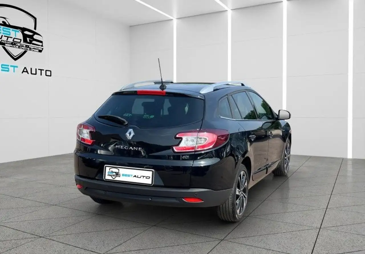 Renault Megane Grandtour — photo 2