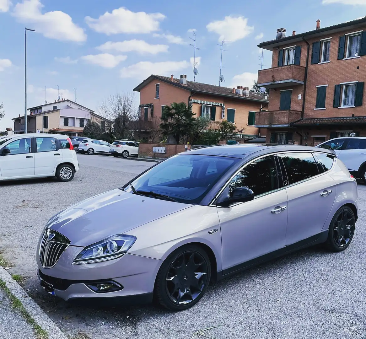 Lancia Delta 1.9 t.mjt Platino 190cv dpf - 1