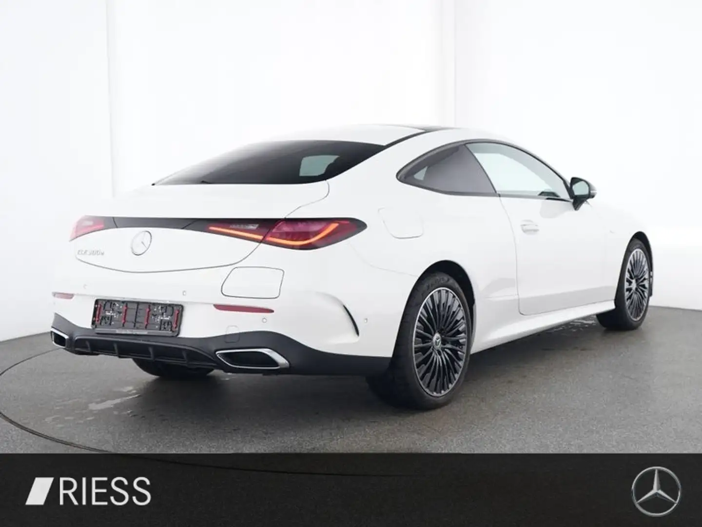 Mercedes-Benz CLE 300 e mit EQ Hybrid Technologie 360 ACC AUT Weiß - 2