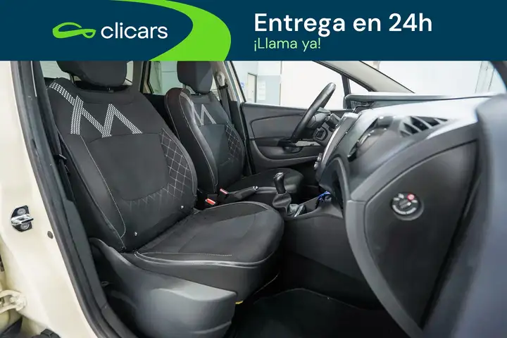 Renault Captur 1.5 dCi Energy eco2 S&S Zen 2015, foto 16
