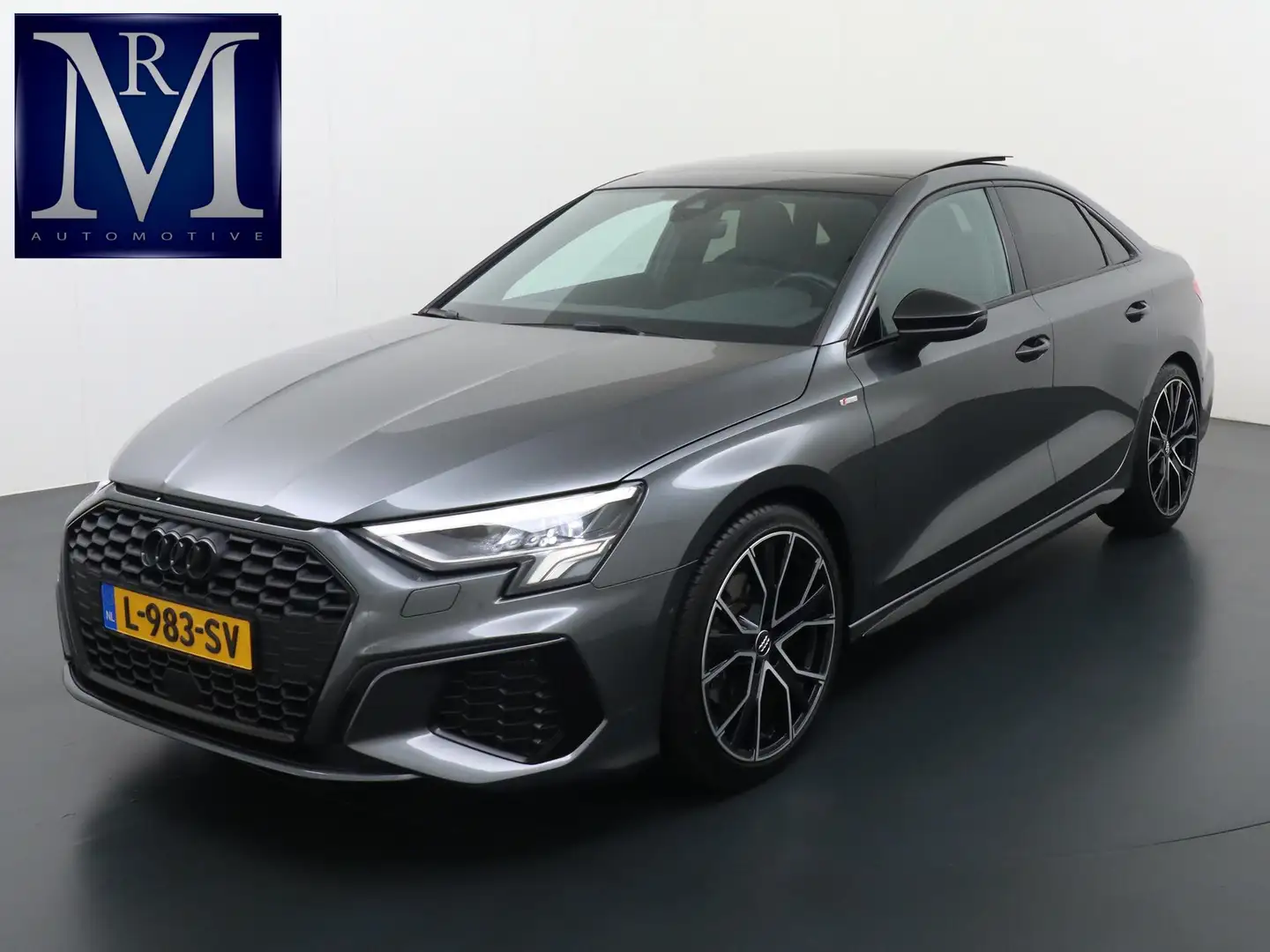 Audi A3 Limousine 35 TFSI S edition S line in- exterieur+ Grijs - 1