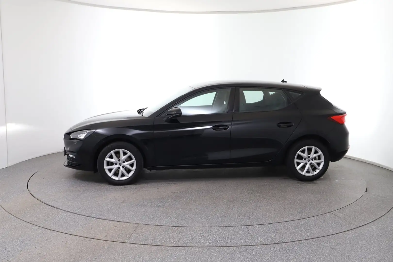 SEAT Leon Style 2.0 TDI Schwarz - 2