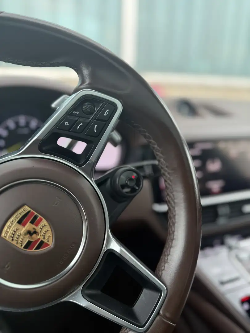 Porsche Cayenne Porsche Cayenne Coupé E-Hybrid | Porsche Approved Grau - 1