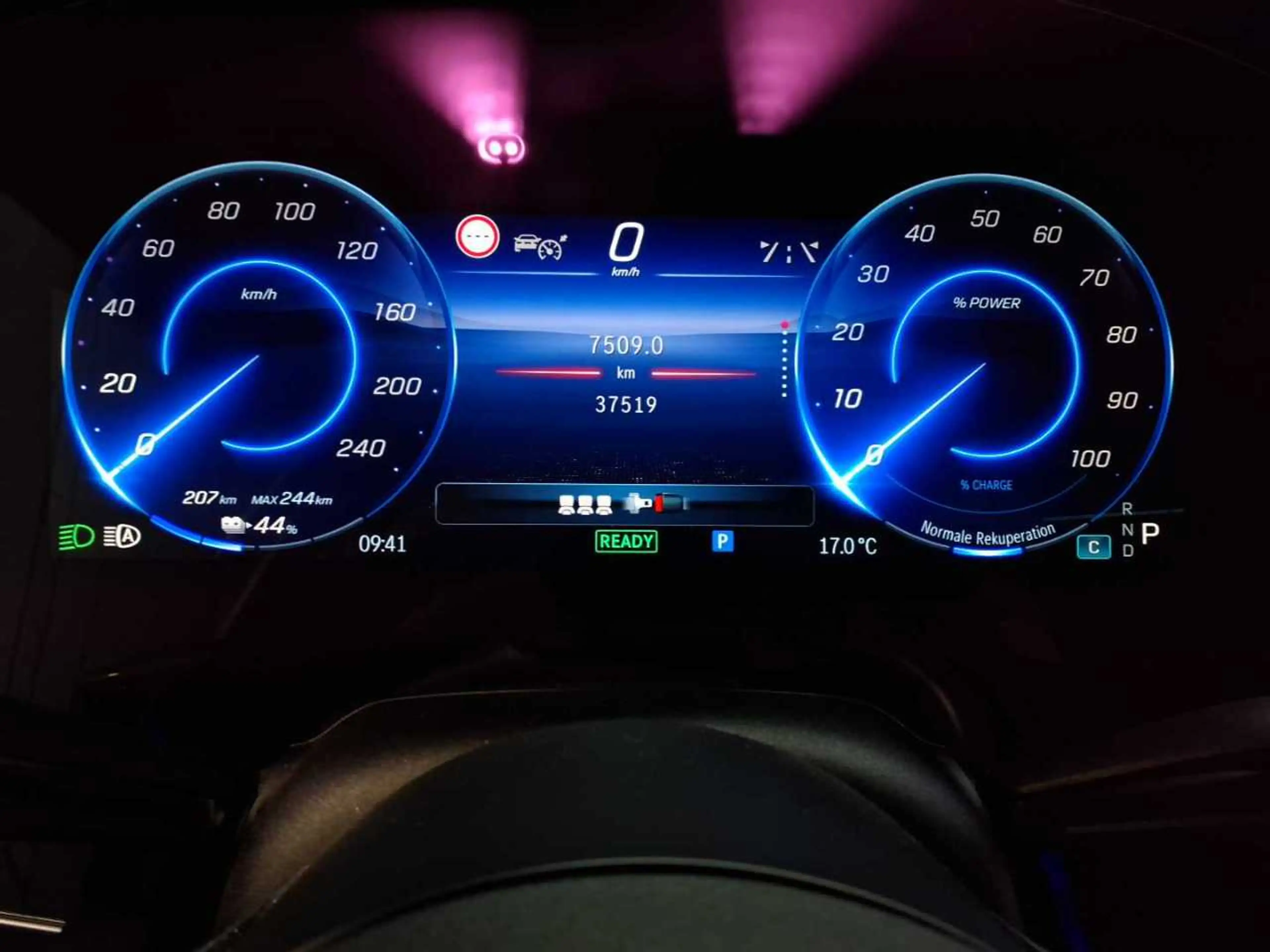 Mercedes-Benz EQE 500 EQE 500 4M AMG Airm Premium+ Pano Sound — photo 11