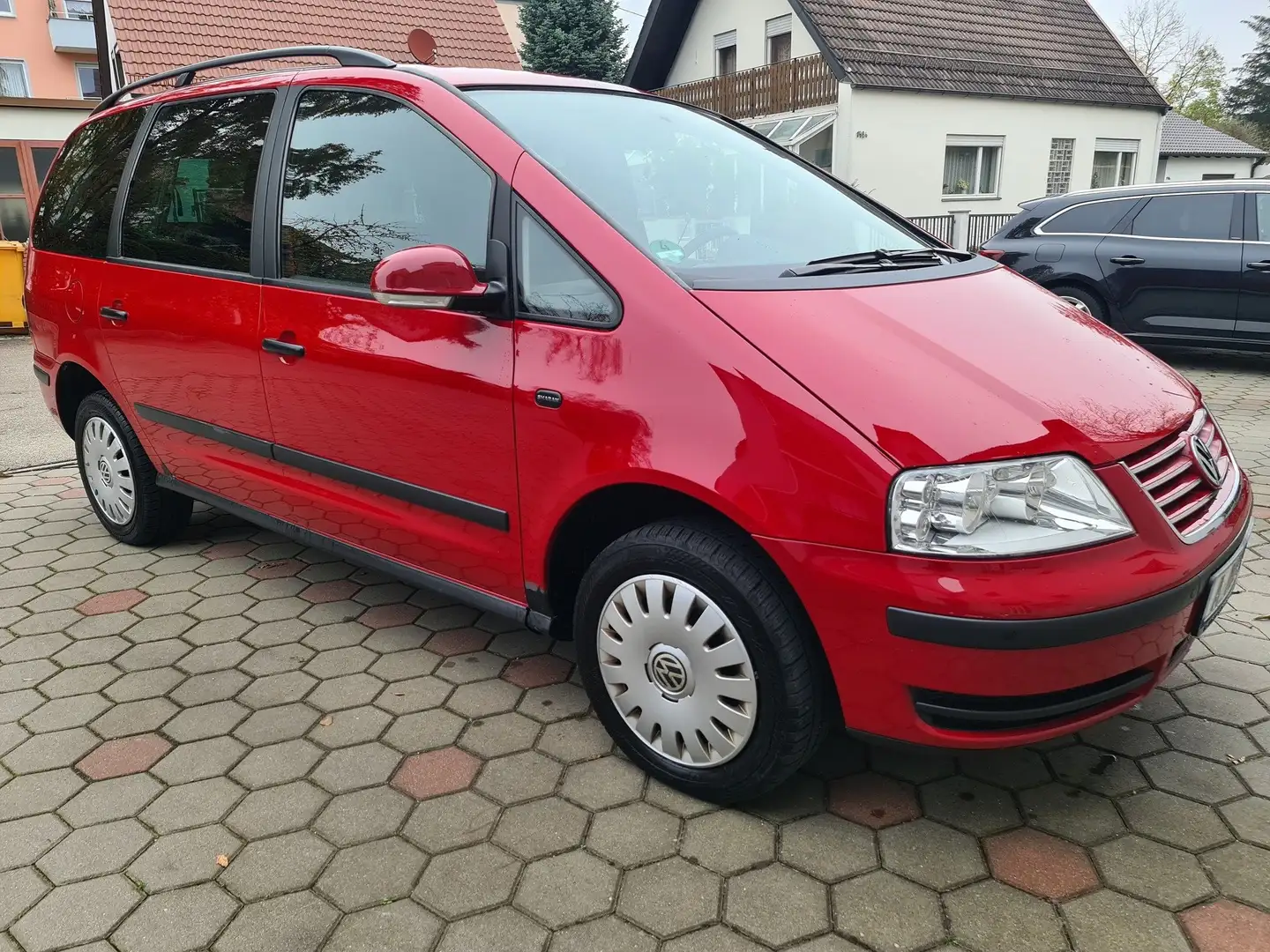 Volkswagen Sharan Sharan Diesel 2.0 TDI DPF Trendline Rot - 2