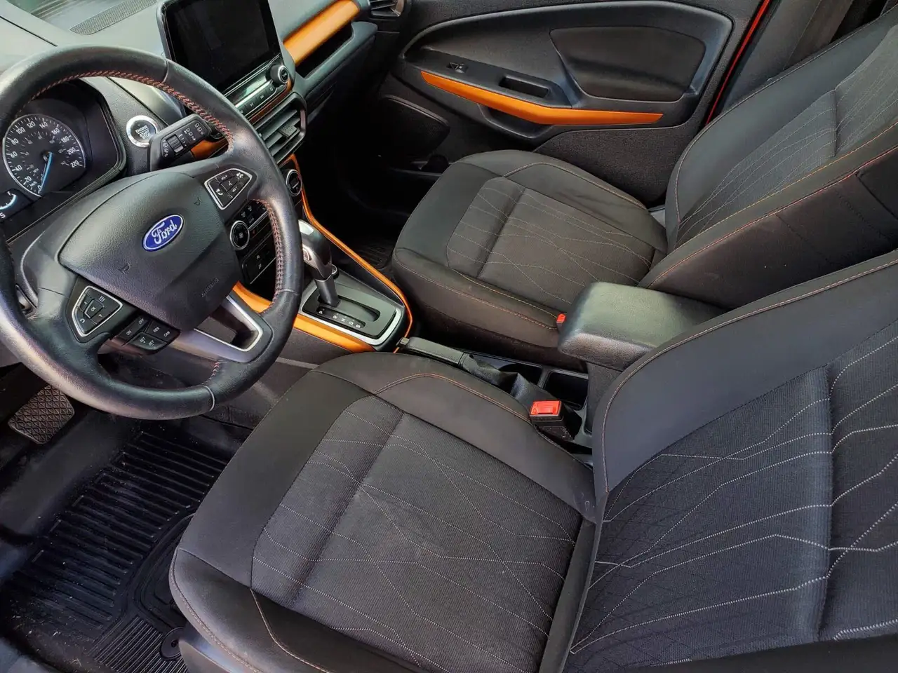 Ford EcoSport снимка Ford EcoSport